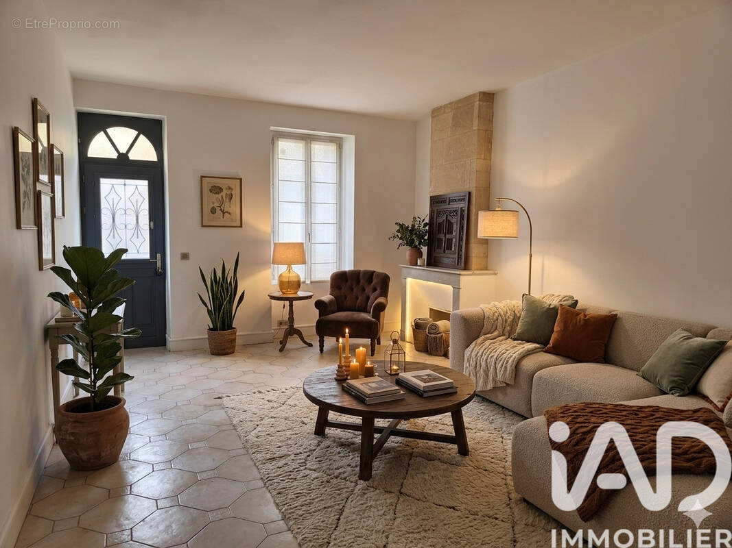 Photo 1 - Maison à COUTRAS