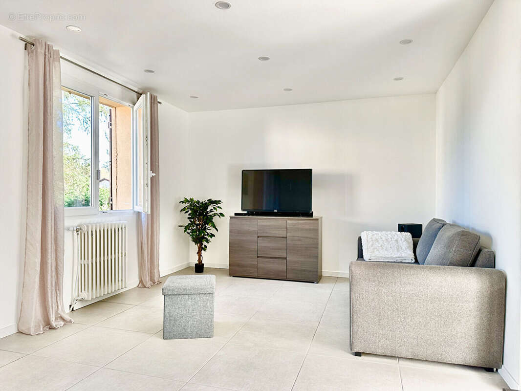 Maison à VILLEFRANCHE-SUR-SAONE