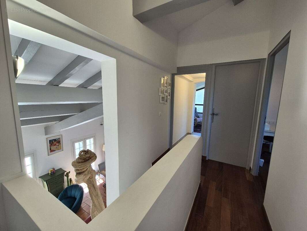 Villa 4 faces avec piscine et 4/5 chambres (au golf) - photo 11