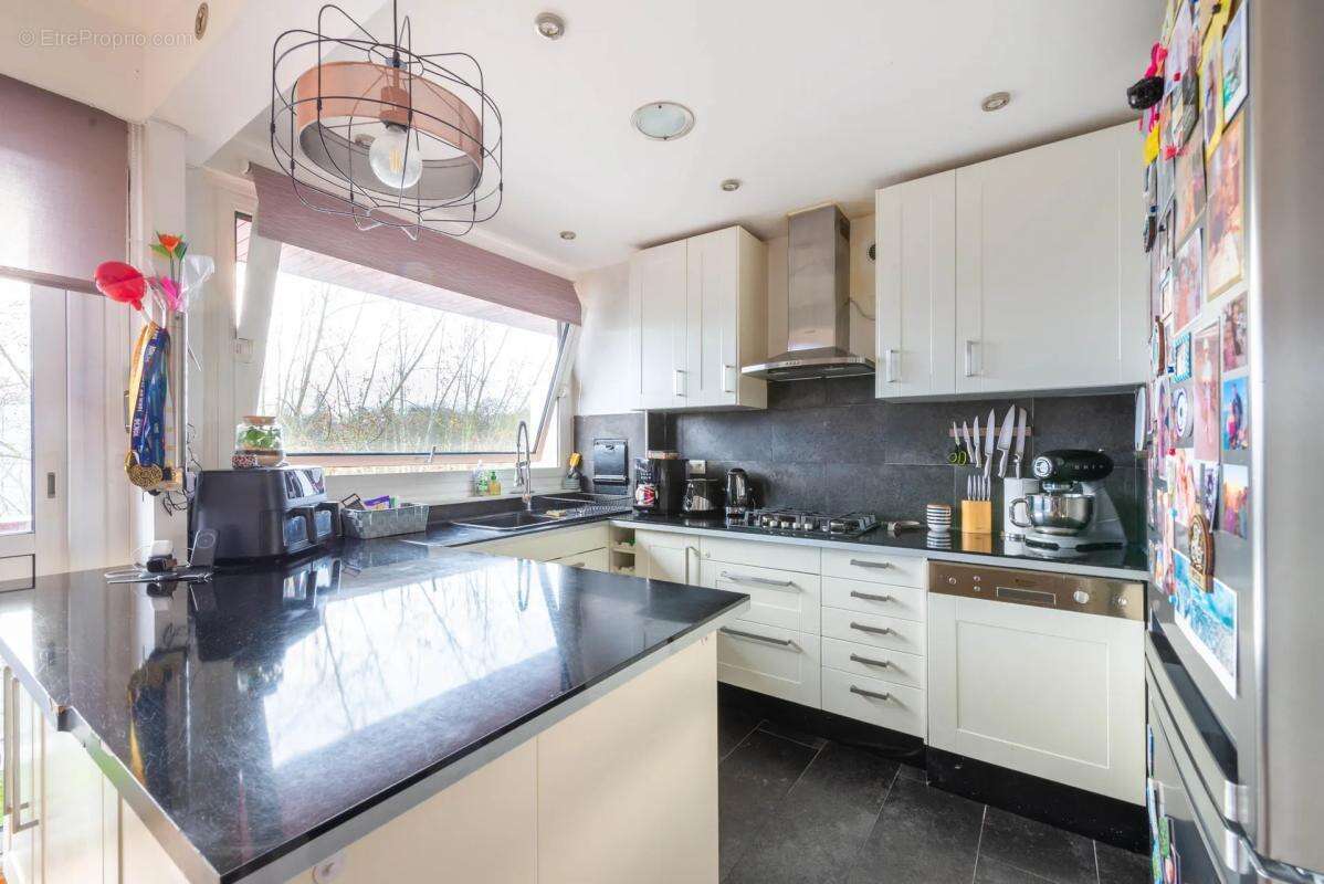 Appartement à LA CELLE-SAINT-CLOUD