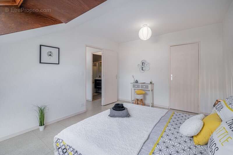 Appartement à VOIRON