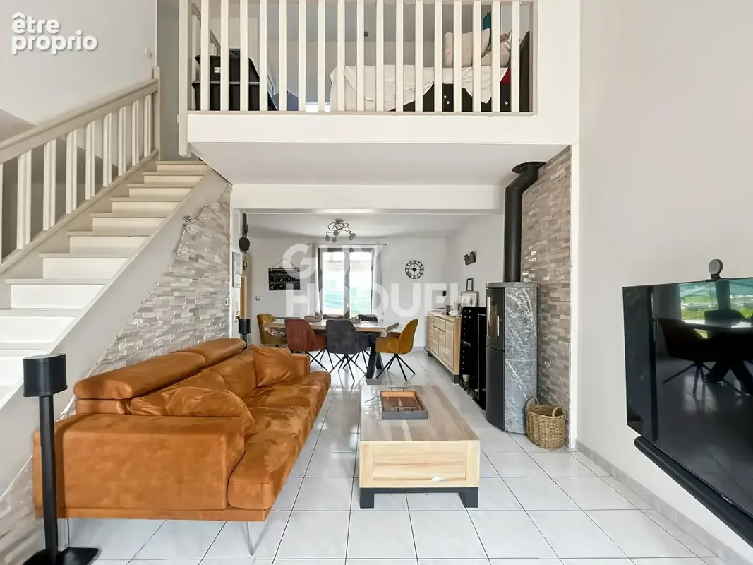 Maison 7 pièces à vendre à Fontenay Trésigny - photo 2