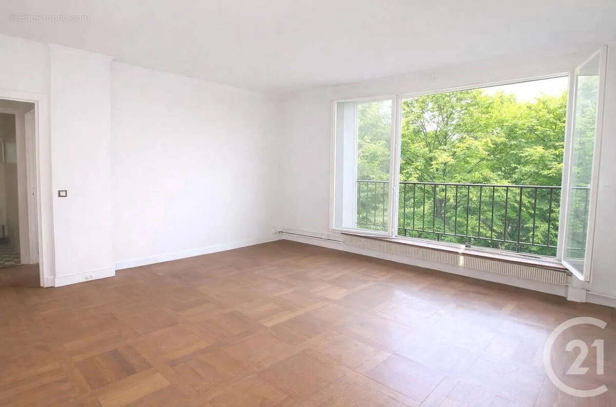 Appartement à NEUILLY-SUR-SEINE
