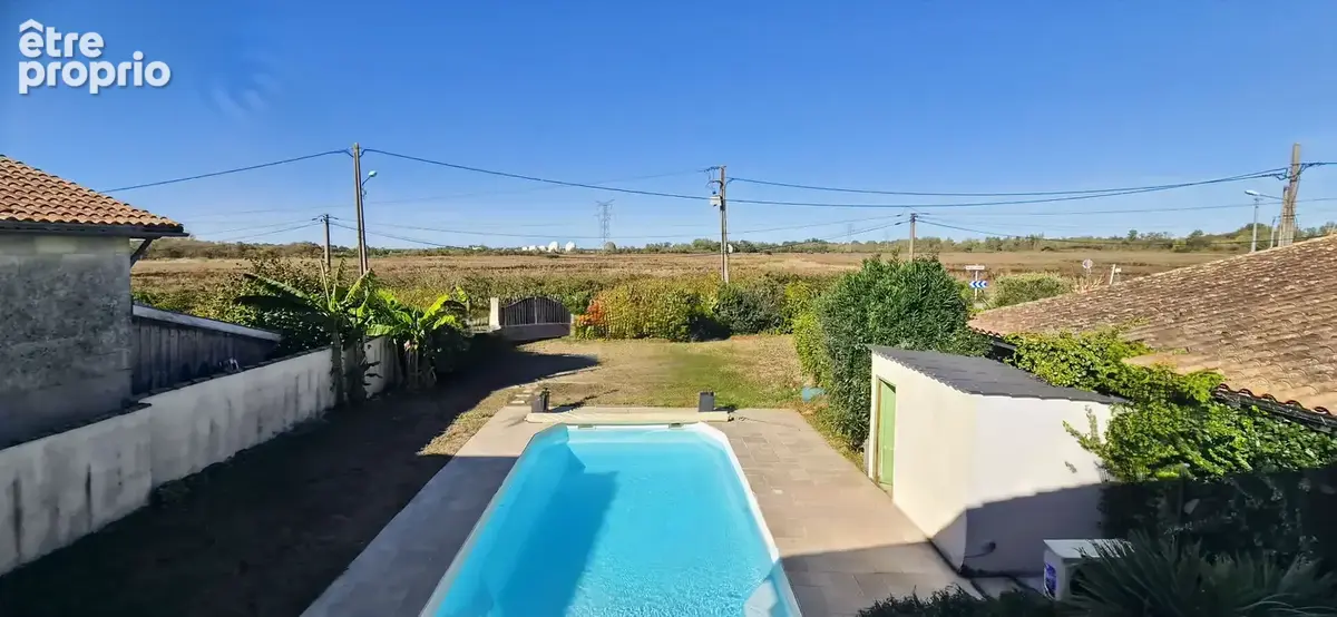 AMBES - 33810 - Maison familiale 180m² sur 700m² de parcelle - garage, piscine, calme ! - photo 13