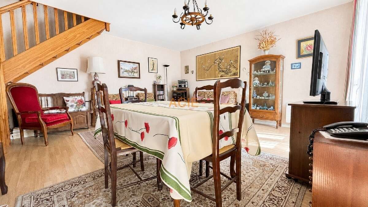 Appartement à LOUVRES