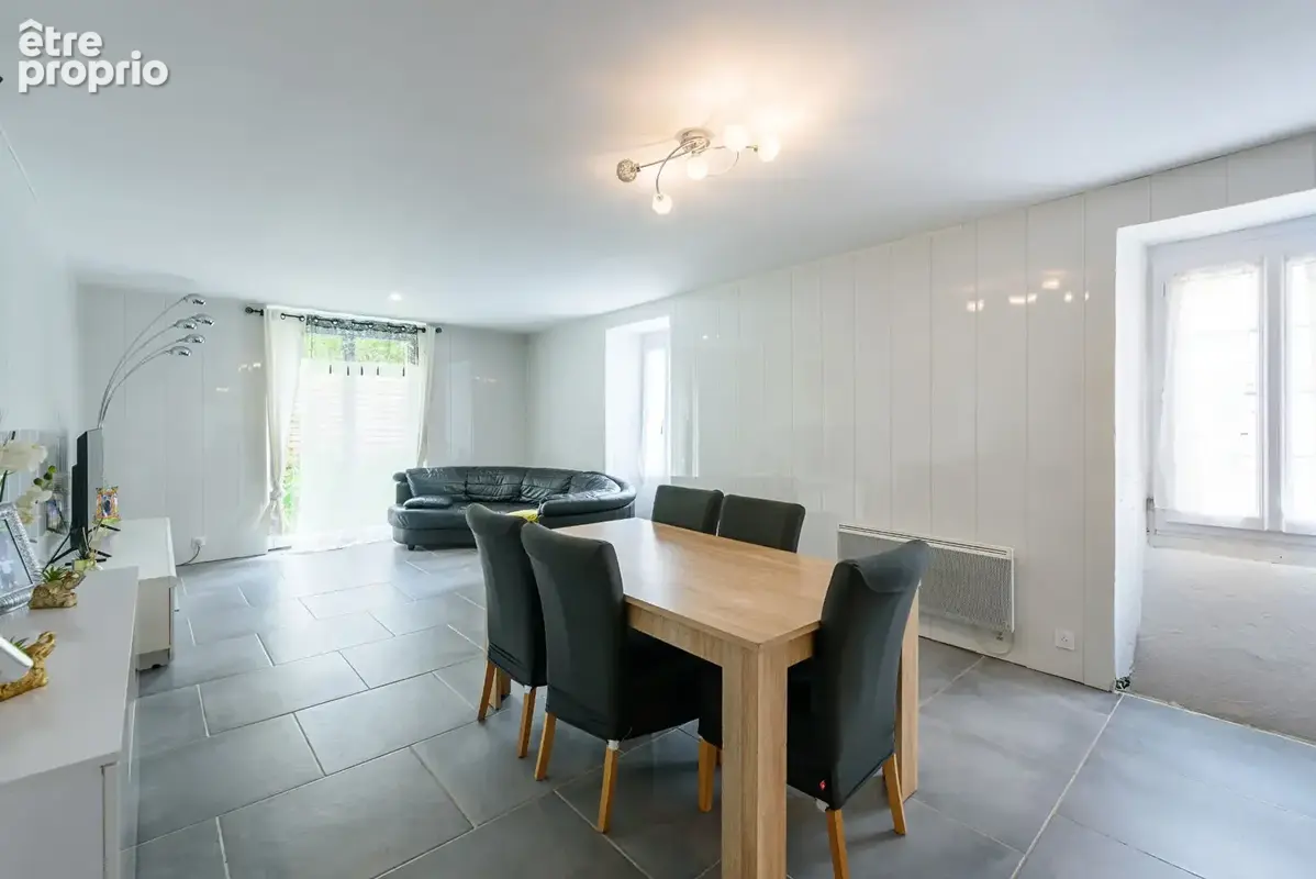 Maison 6 pièce(s) 141 m2 - photo 4