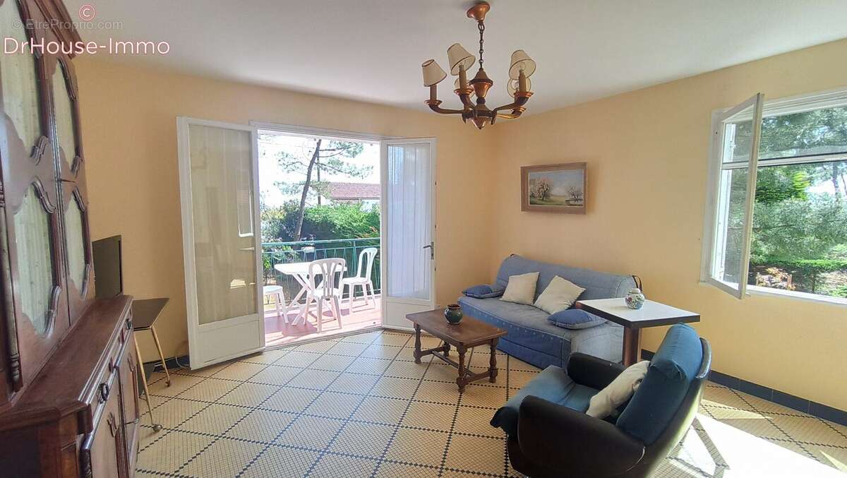 Maison 132 m² à La Tranche-Sur-Mer  - photo 20