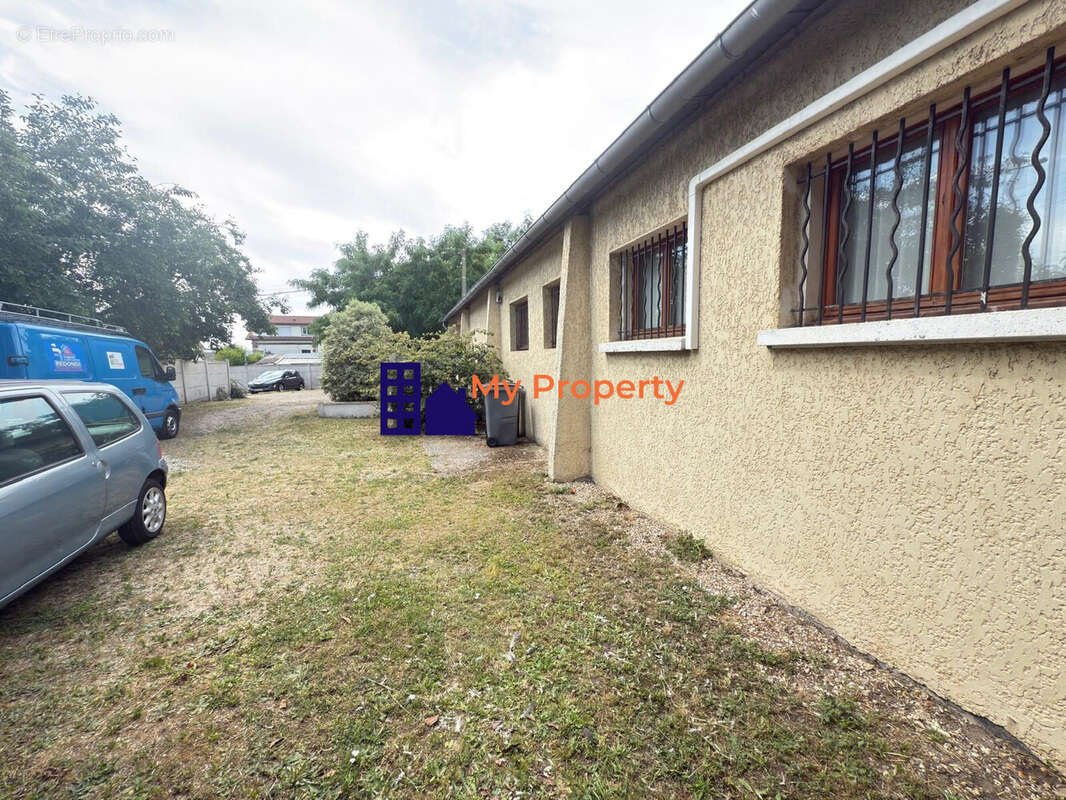 Appartement à HOUILLES