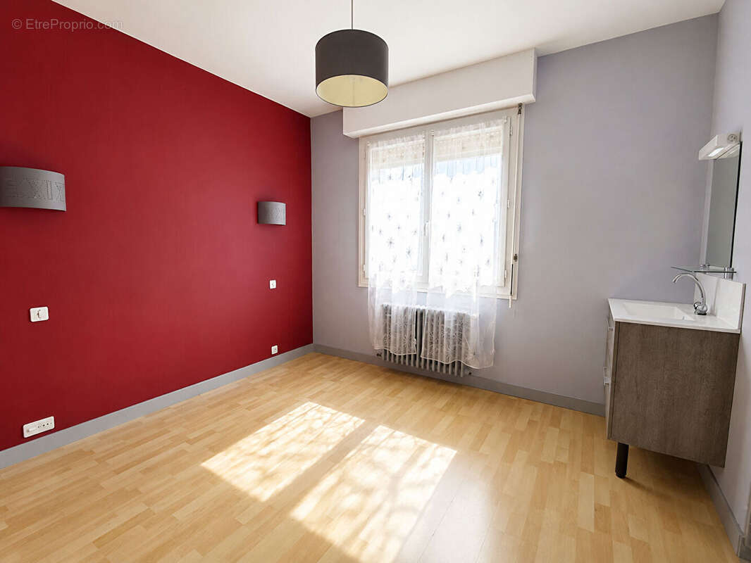 Maison Le Pouliguen 6 pièce(s) 120 m2 habitables - photo 8