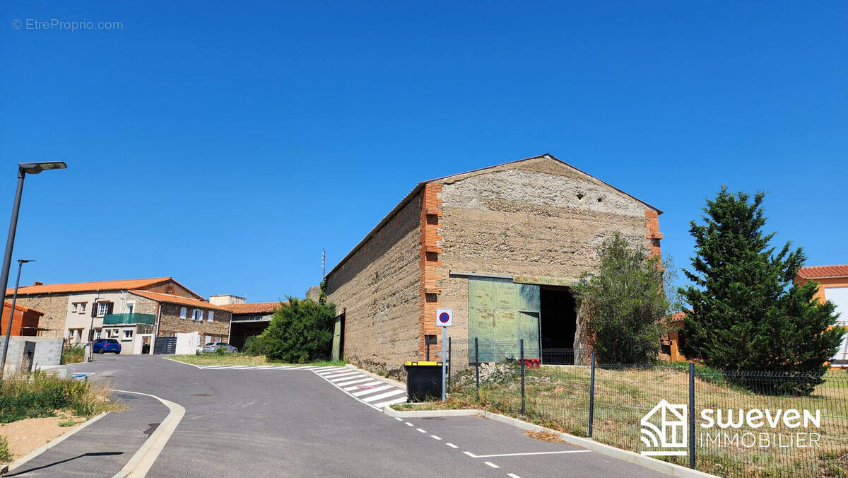 Appartement à FOURQUES
