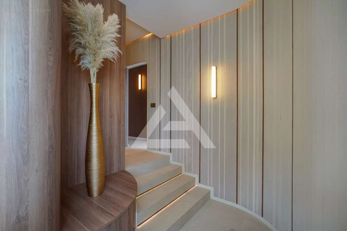 Cap martin - villa de prestige en deuxième ligne de mer, vue panoramique - 5 chambres - photo 13