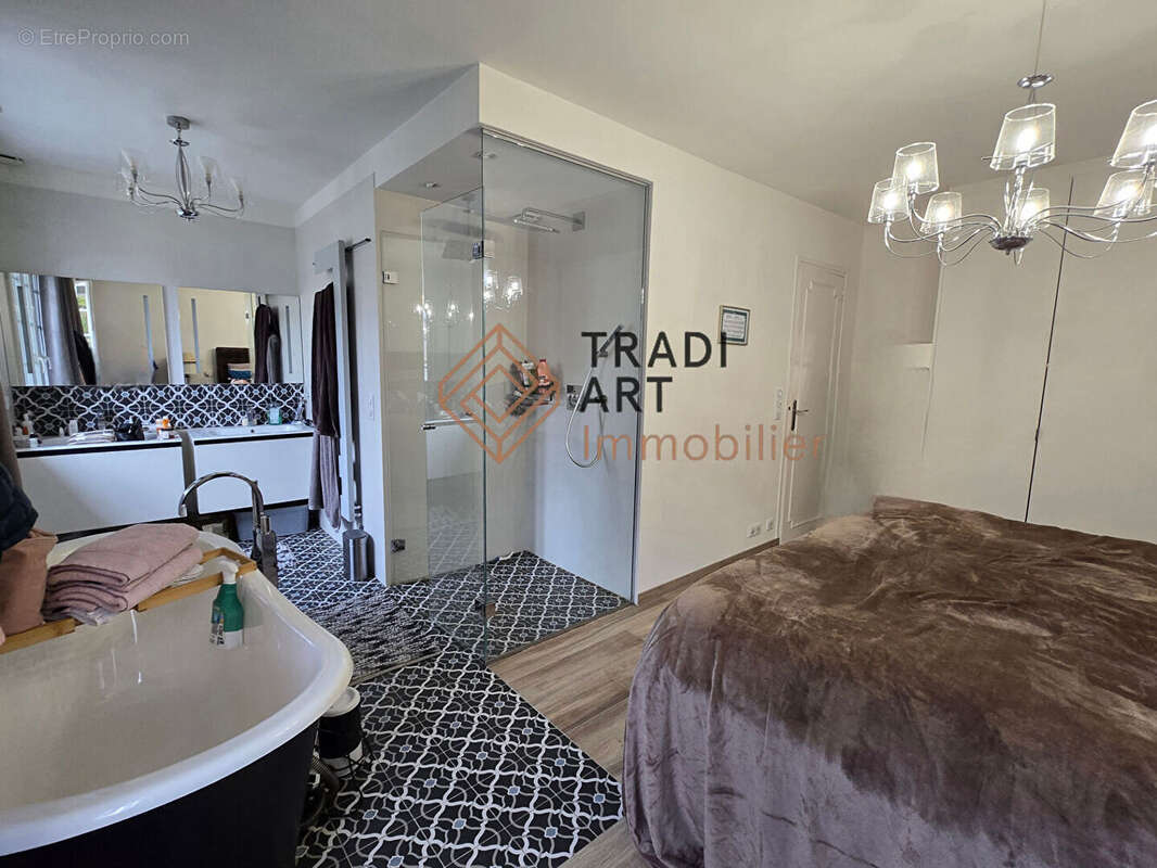 Maison à SAINT-MICHEL-SUR-ORGE