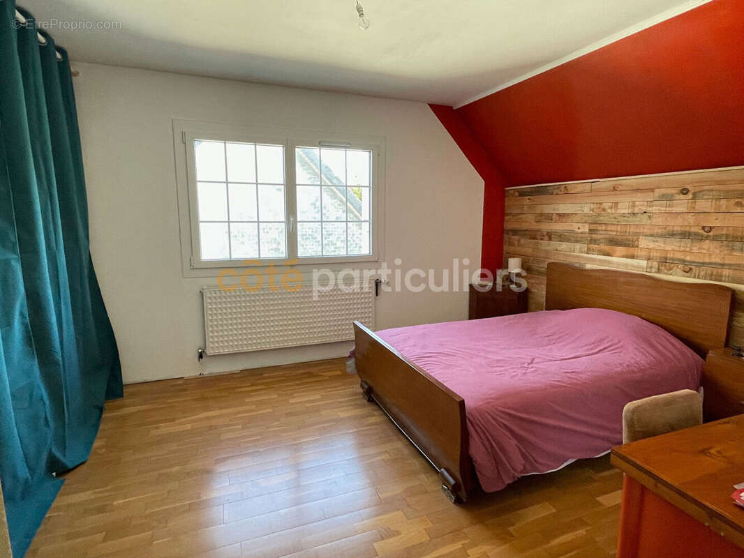 Maison néo-bretonne lumineuse avec 3 grandes chambres , très bon état. - photo 12