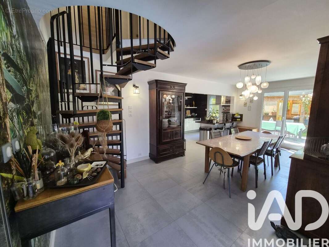 Photo 2 - Maison à VILLEPARISIS