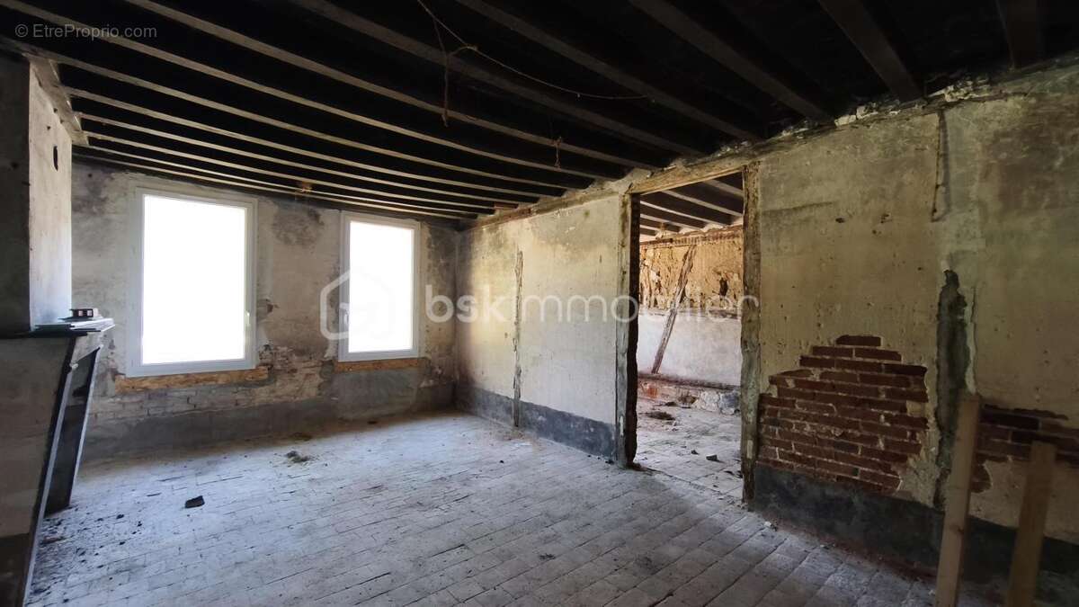 Local commercial avec licence iv - photo 11