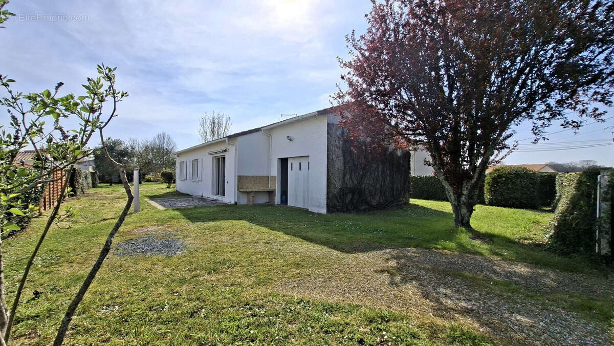 Maison 83 m² à Saint-Augustin  - photo 4