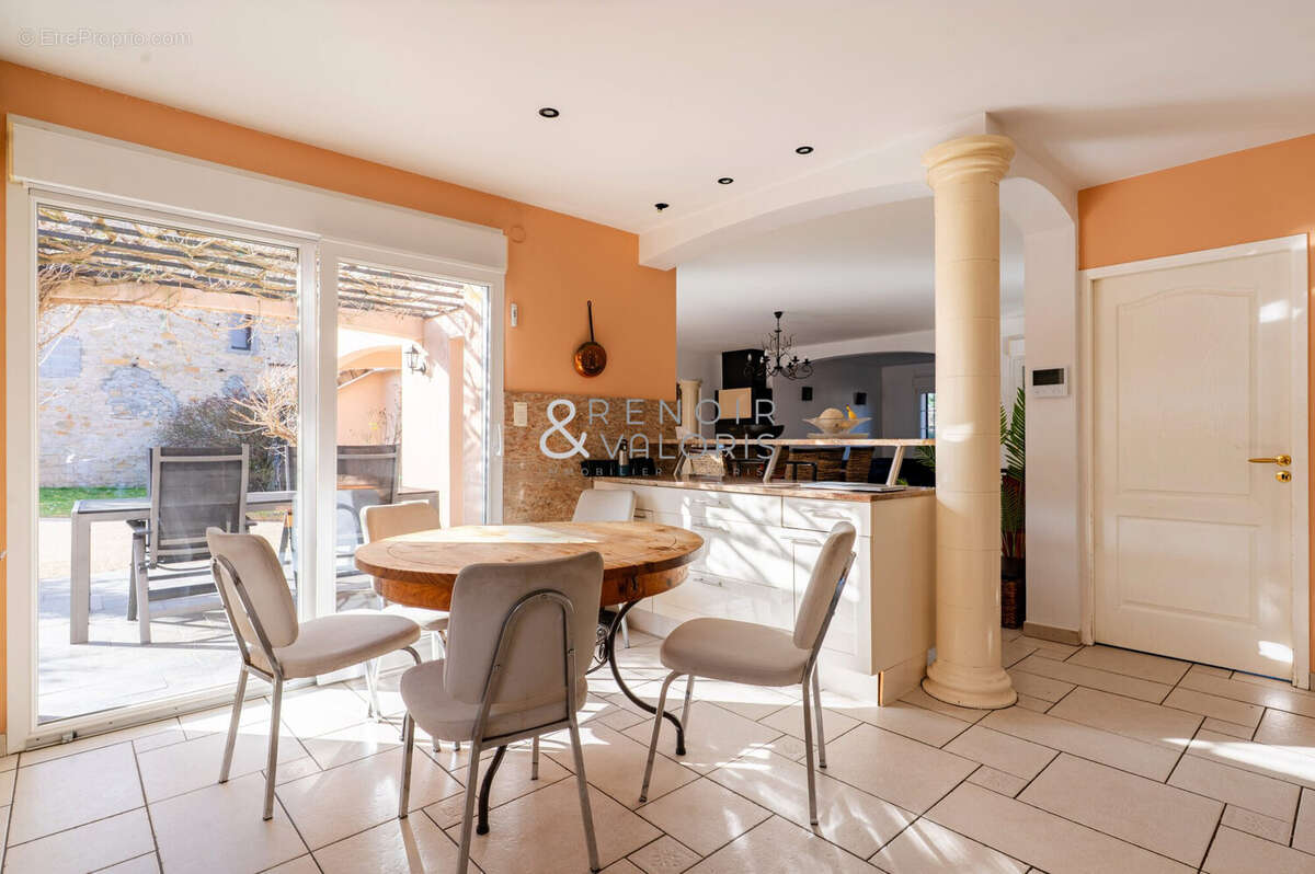 Maison à FONTENOY-SUR-MOSELLE