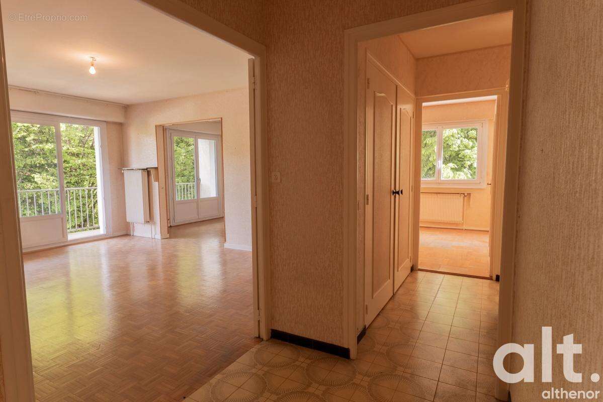 Appartement à ANNECY-LE-VIEUX