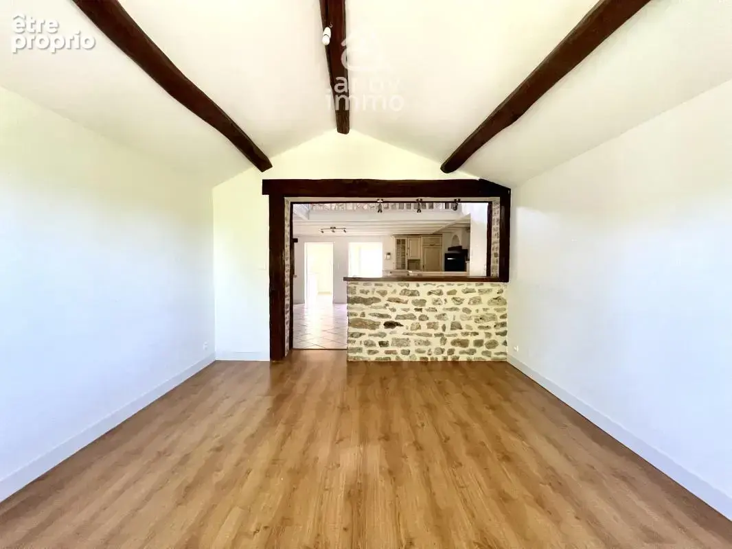 VIVONNE - maison 125 m2 - terrain 686 m2 - 3 chambres - photo 4