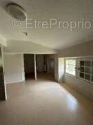 Appartement à CHAIL