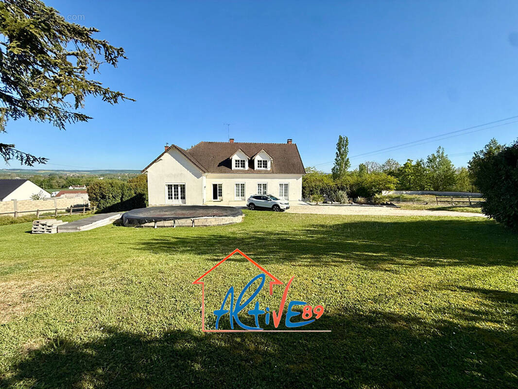 Maison à CHENY
