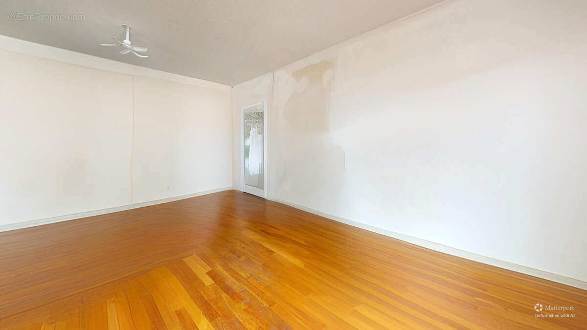 Appartement à TASSENIERES