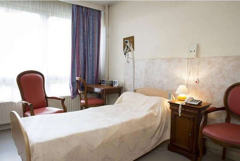 Investissement locatif  terrasson lavilledieu  résidence ehpad les quatre saisons - 8.14  % de rentabilité - photo 2