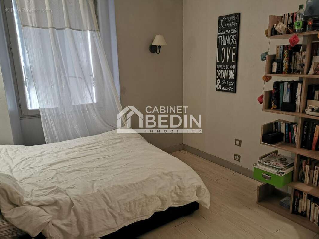 Maison à SAINT-JEAN-DE-BLAIGNAC