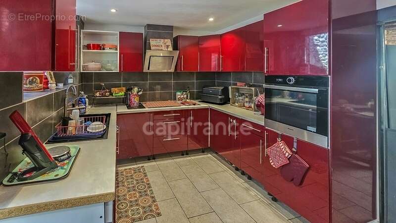 A vendre 8 pièces FONTAINE LA RIVIERE (91) Maison sur sous-sol avec cave voûtée et piscine - photo 5