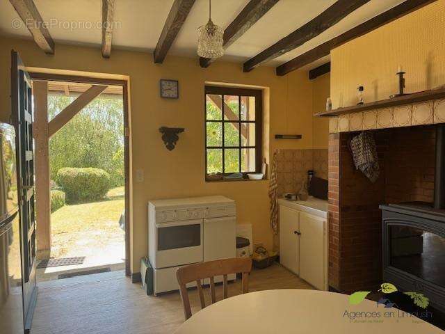 Maison 67 m² à Chamberet  - photo 6