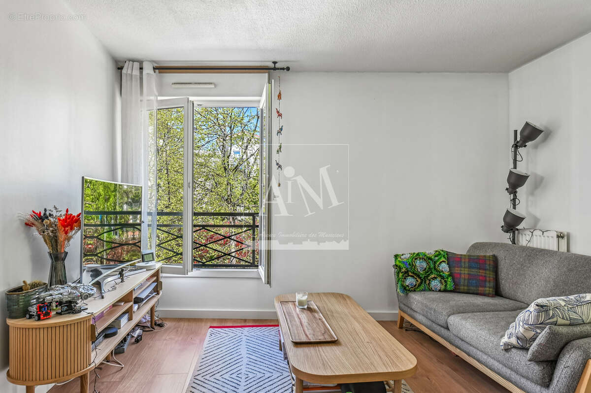 Appartement à NANTERRE