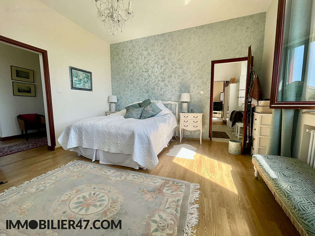 Maison à CASTELMORON-SUR-LOT