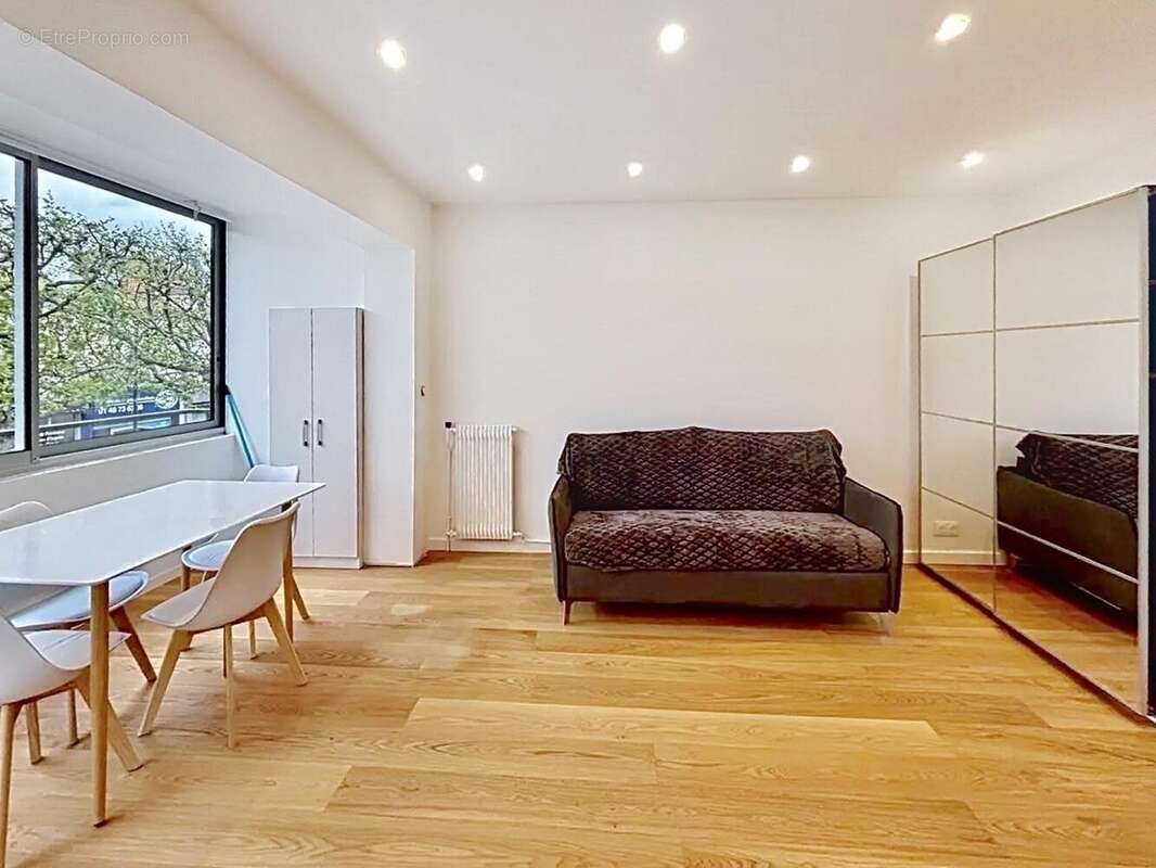 Photo 2 - Appartement à SAINT-MAUR-DES-FOSSES