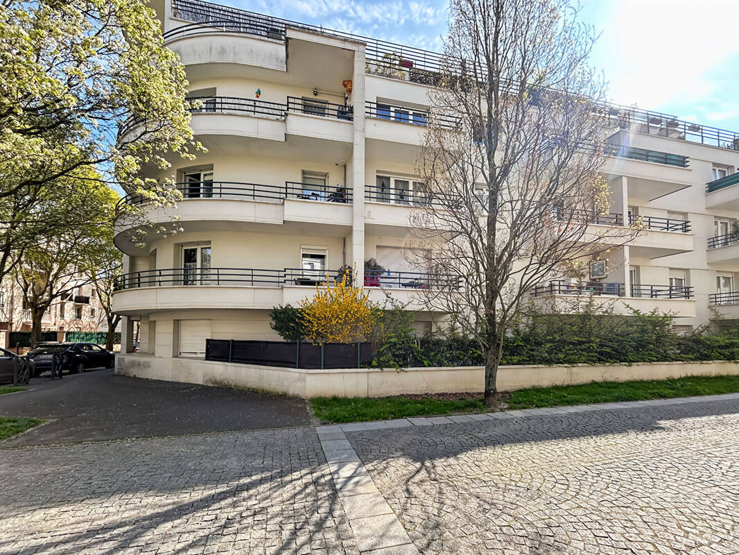 Appartement à ROSNY-SOUS-BOIS