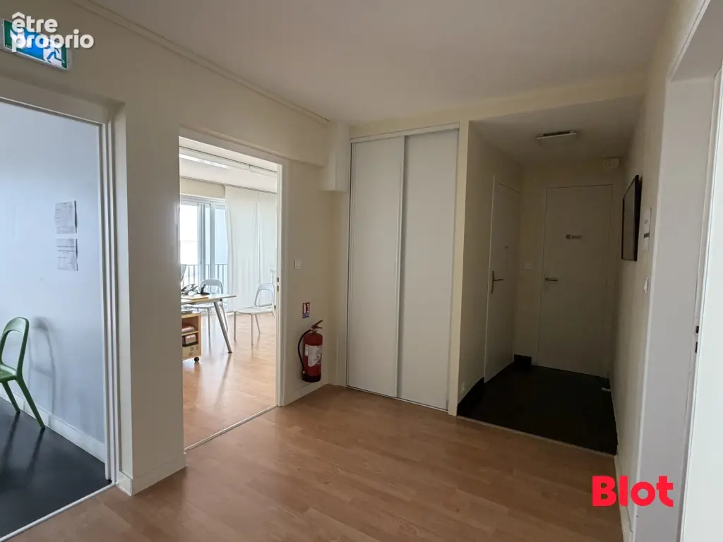 Appartement 3 pièces 80 m² à vendre à Saint-Nazaire (44600) - photo 7
