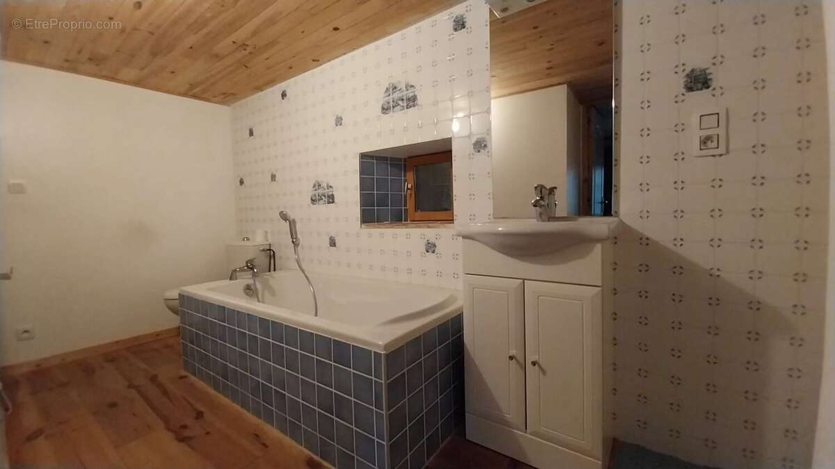 Maison à CASTANET