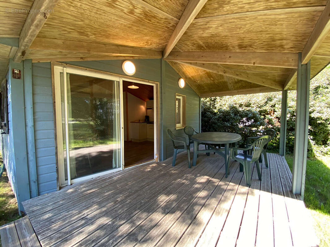 SAINT DENIS - INVESTISSEMENT LOCATIF - LOT de 5 Chalets 2 chambres - 32,69 m² - proche plage - photo 6