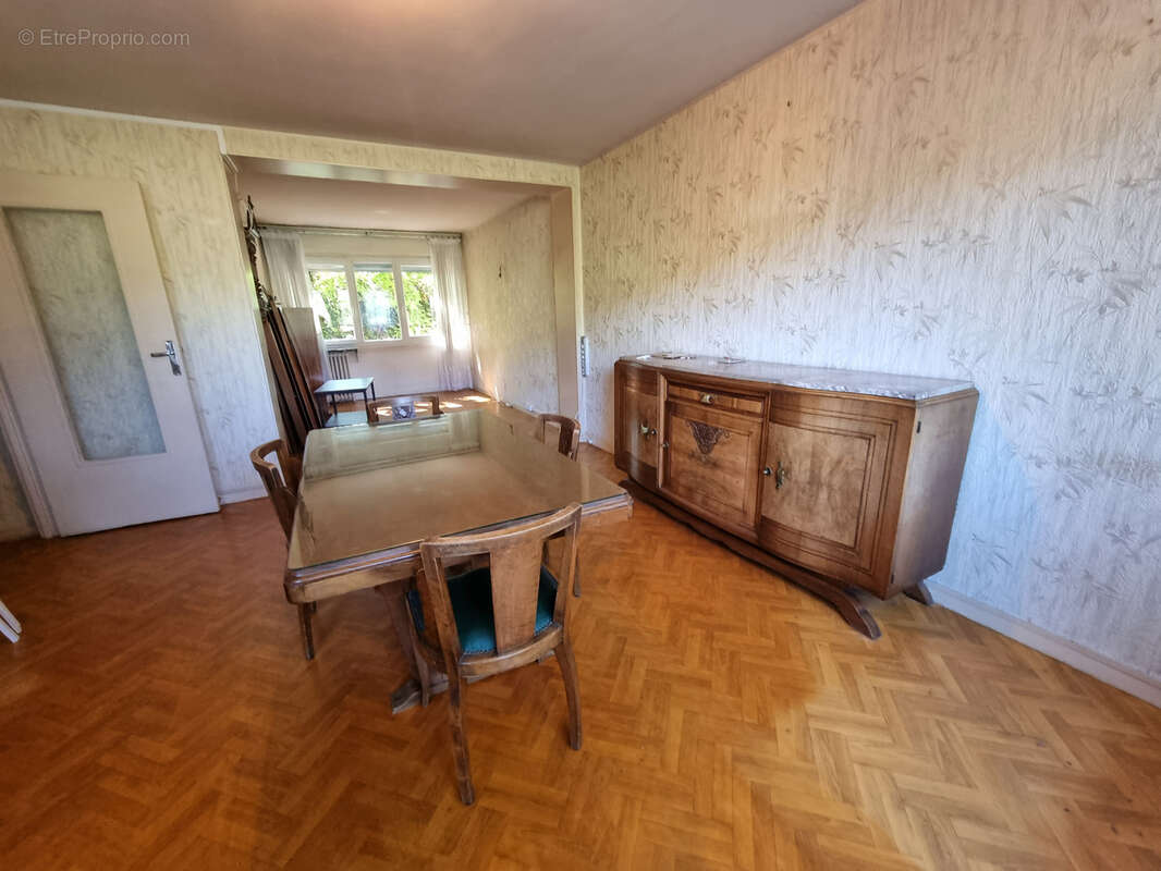 Appartement à MAISONS-ALFORT