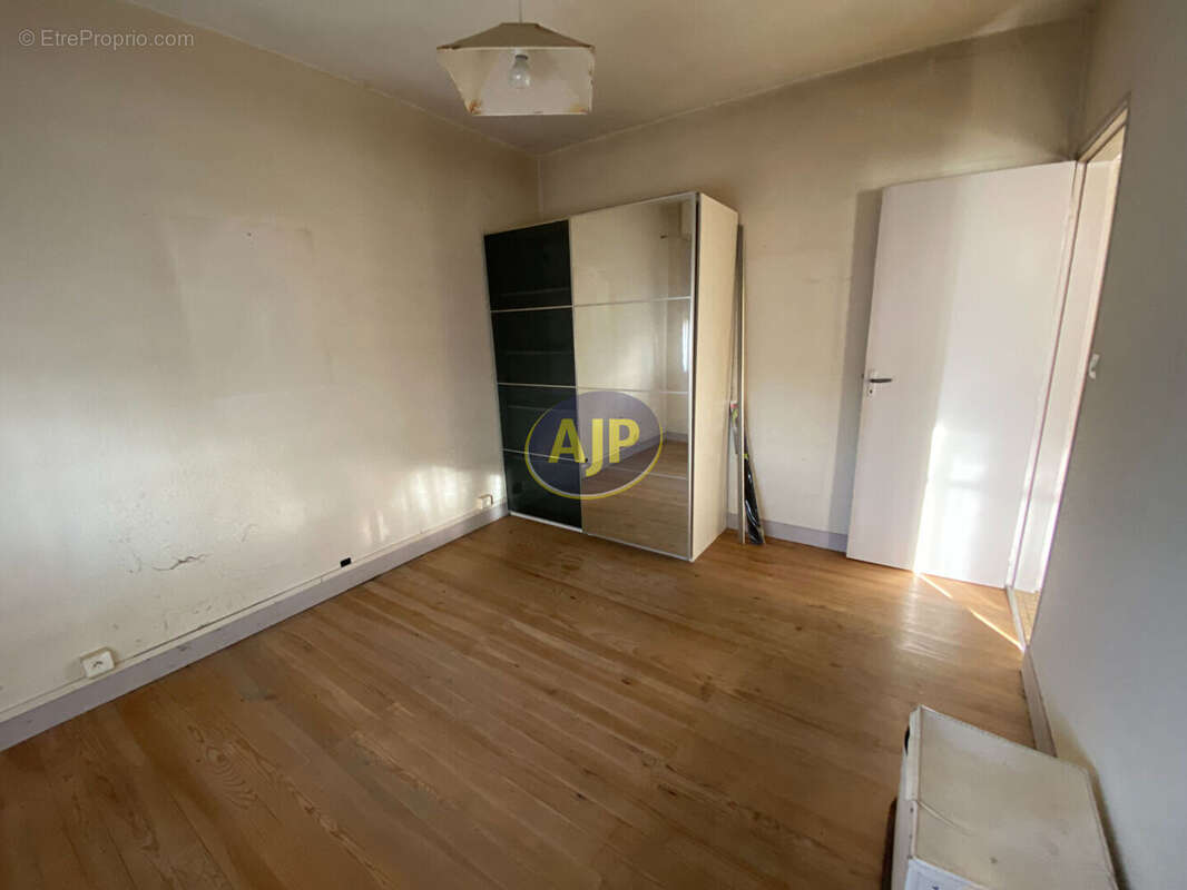 Maison à VENDAYS-MONTALIVET