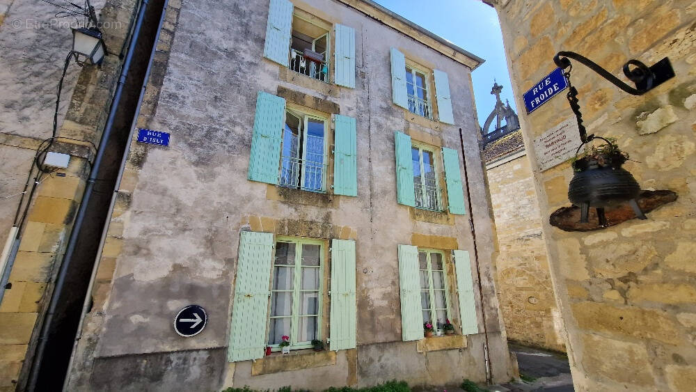 Appartement à EXCIDEUIL