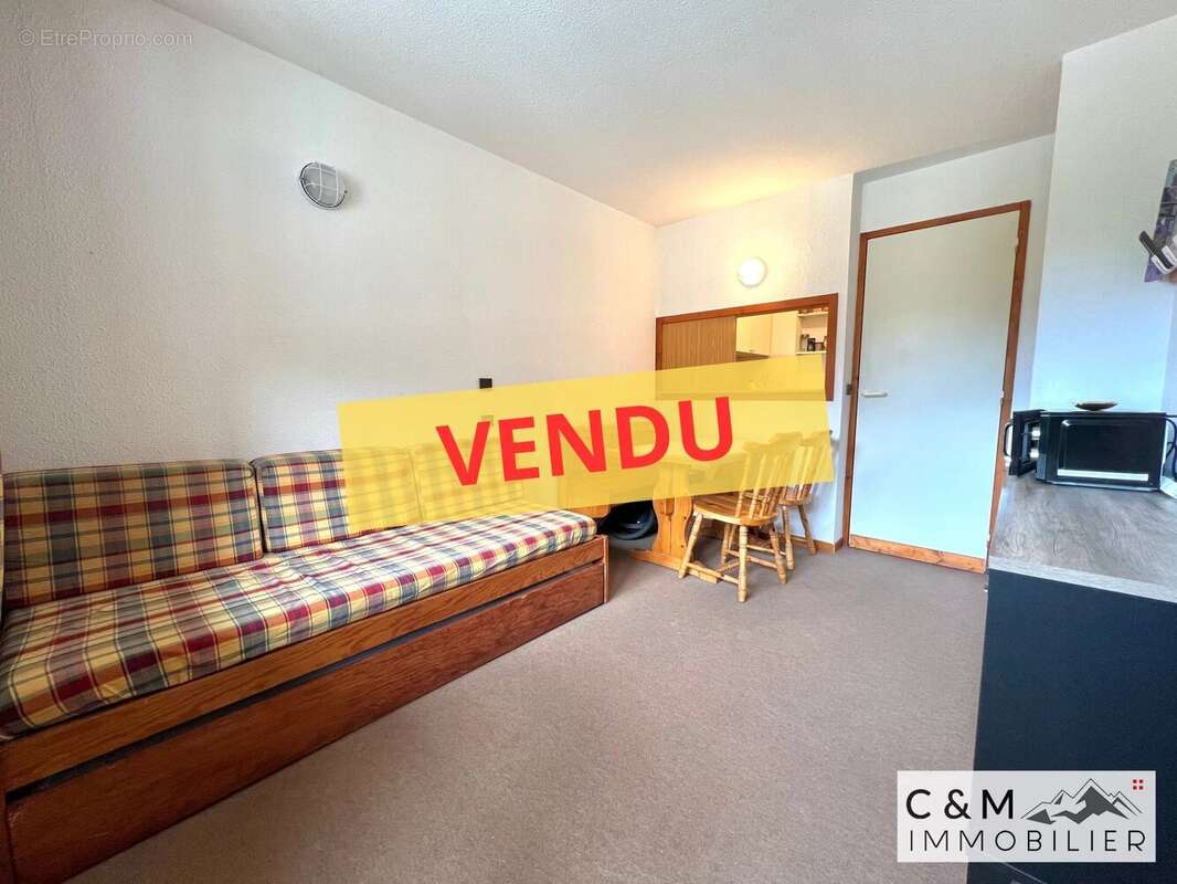 Appartement à AVRIEUX