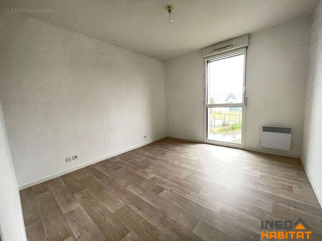 Appartement à LA MEZIERE