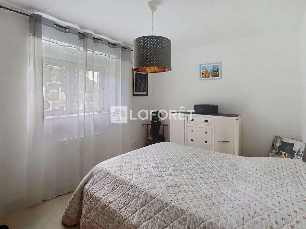 Appartement à REYRIEUX