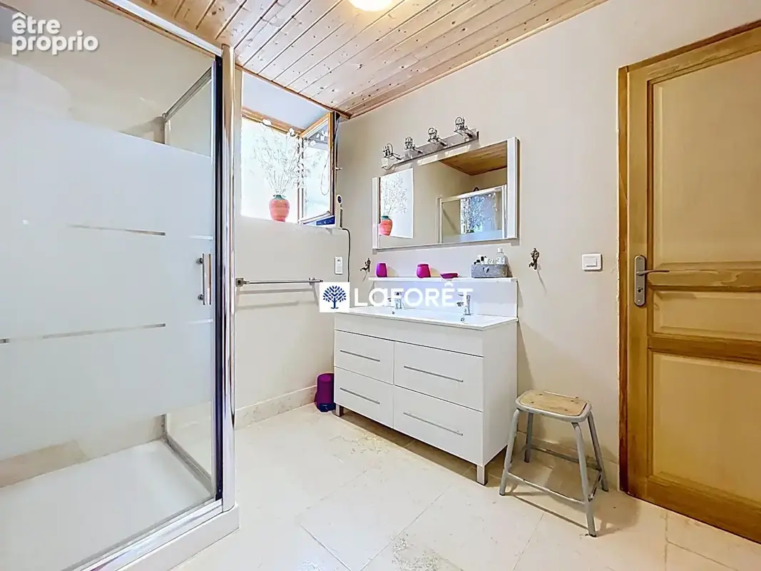 Maison Saint Alban Sur Limagnole 5 pièce(s) 113 m2 - photo 9