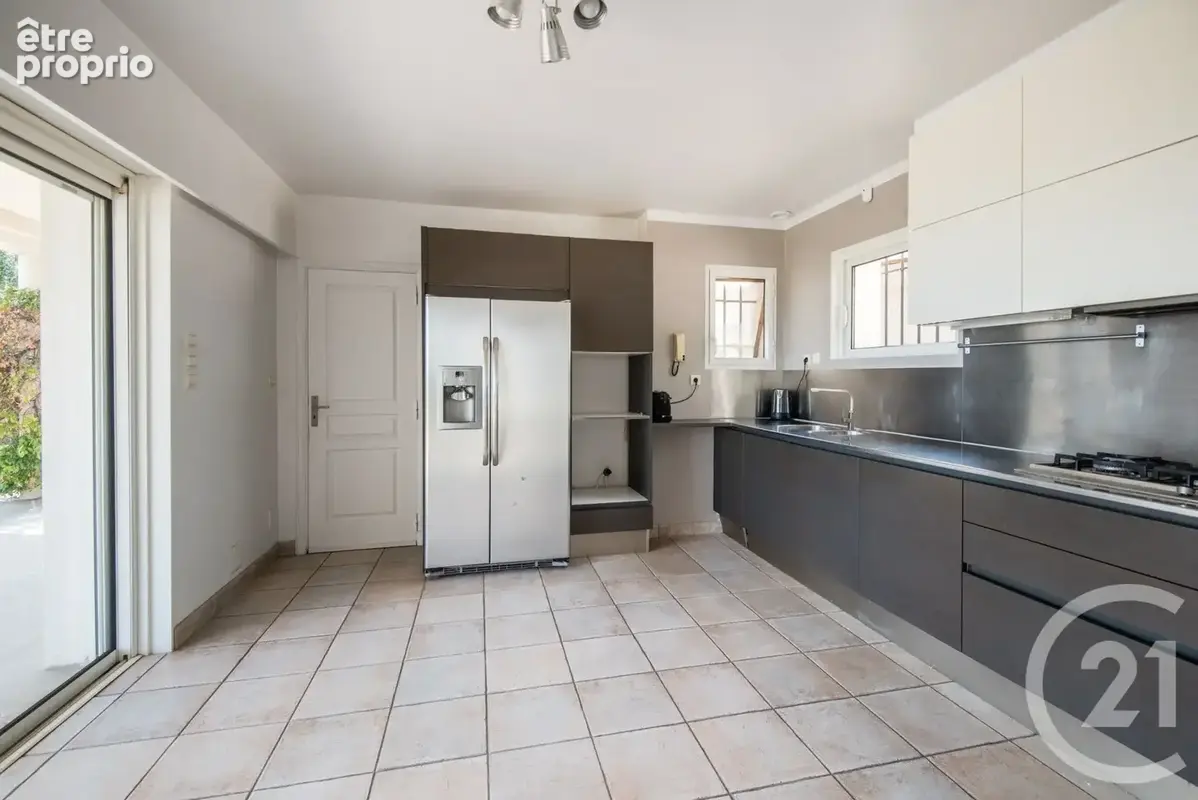 Maison 286 m² à Nice  - photo 18