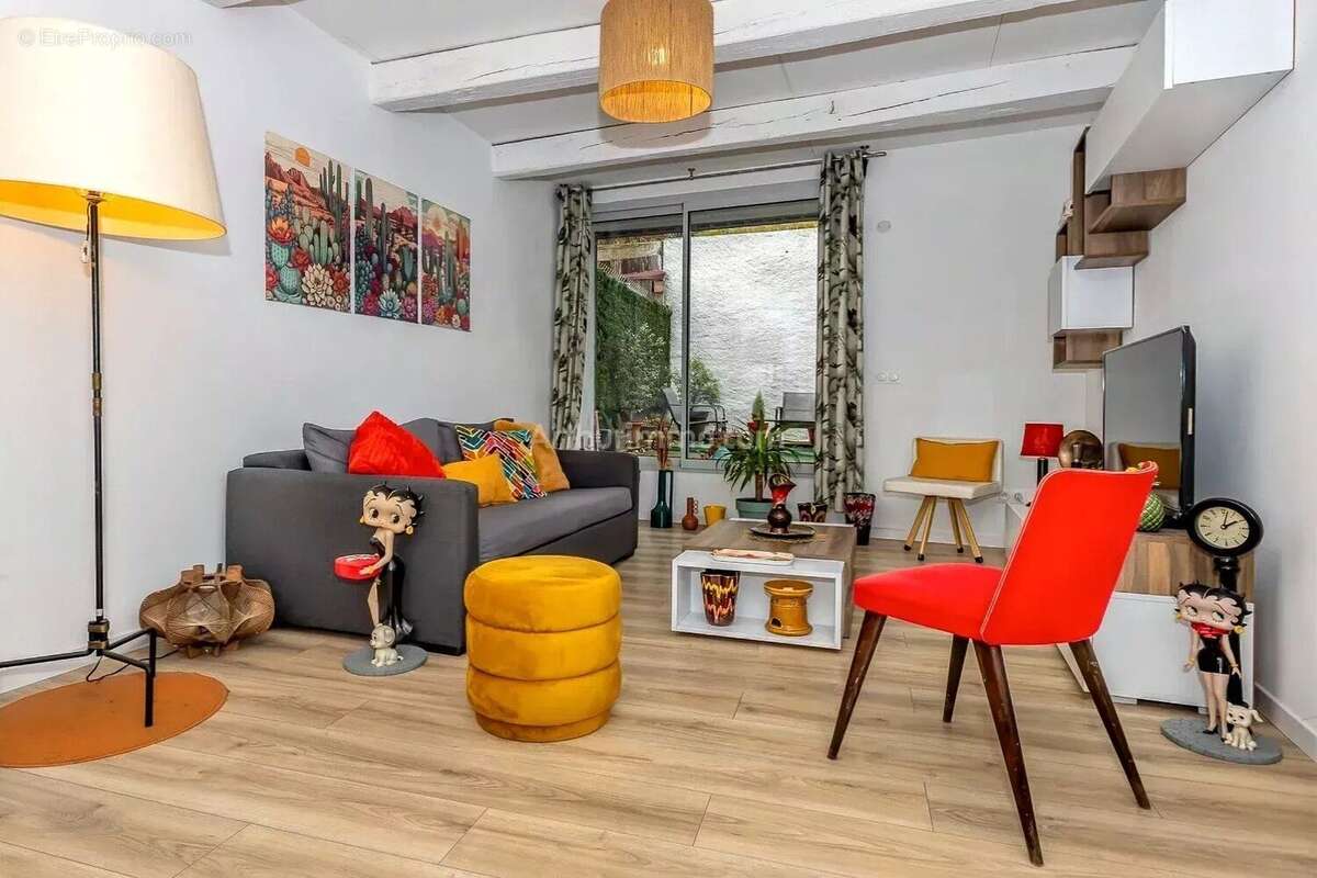 Maison à VIRIEU-LE-GRAND