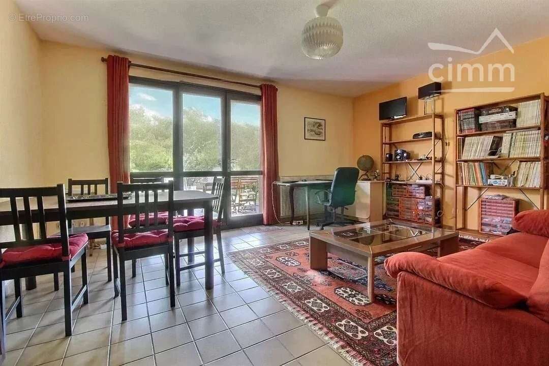 À vendre – Maison mitoyenne avec jardin à Crolles - photo 3