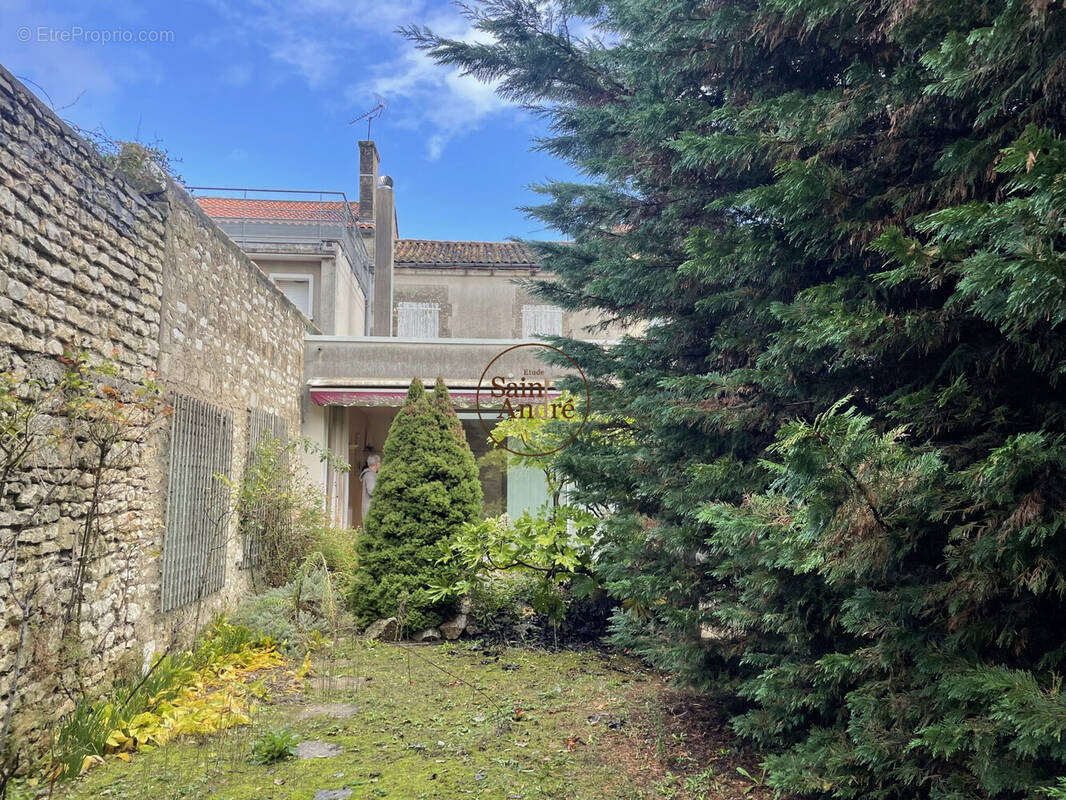 Maison à ANGOULEME