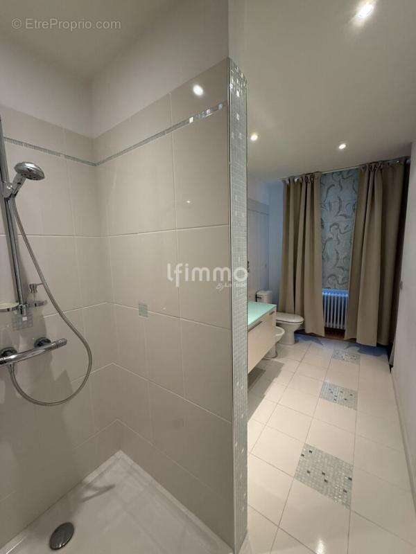 Girondine 4 chambres centre ville - photo 15