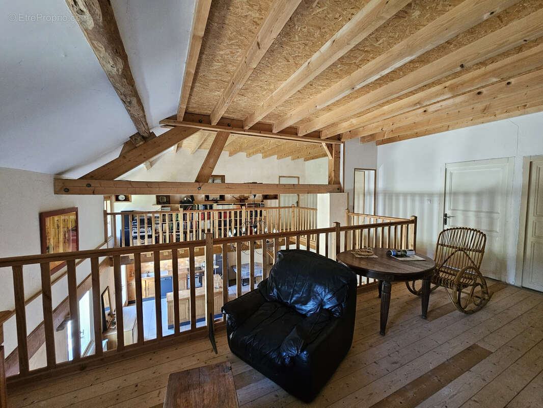 Maison à VERDUN-SUR-LE-DOUBS